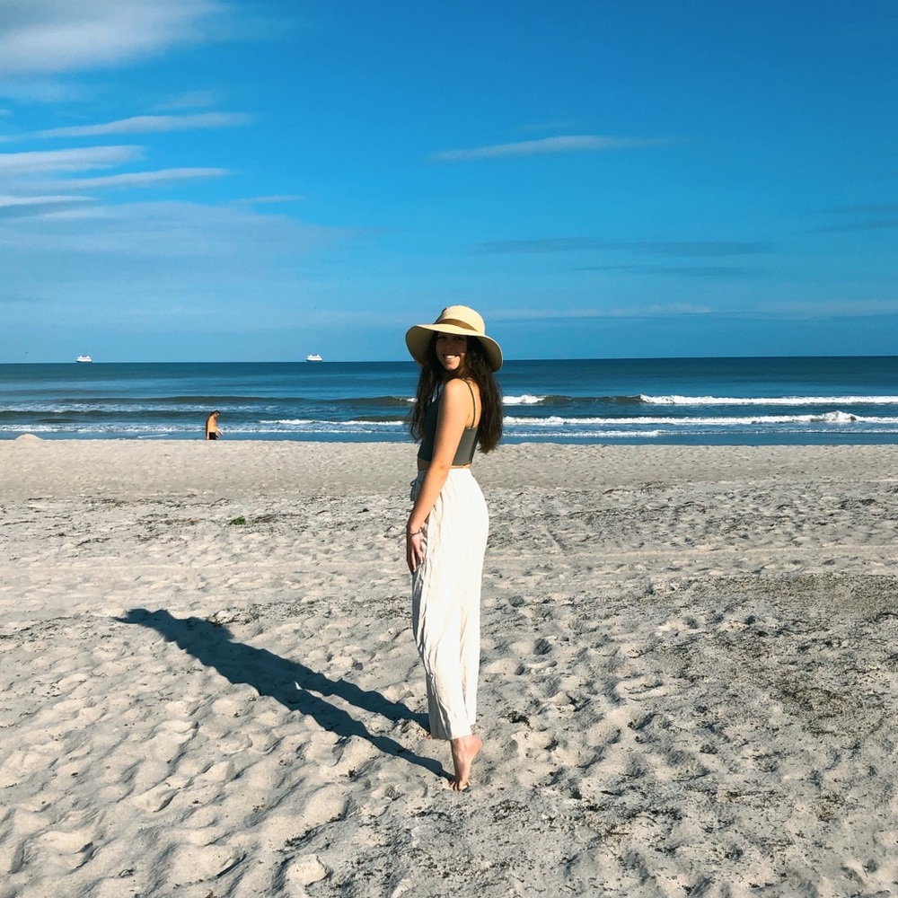 Meet your Posher, Julia